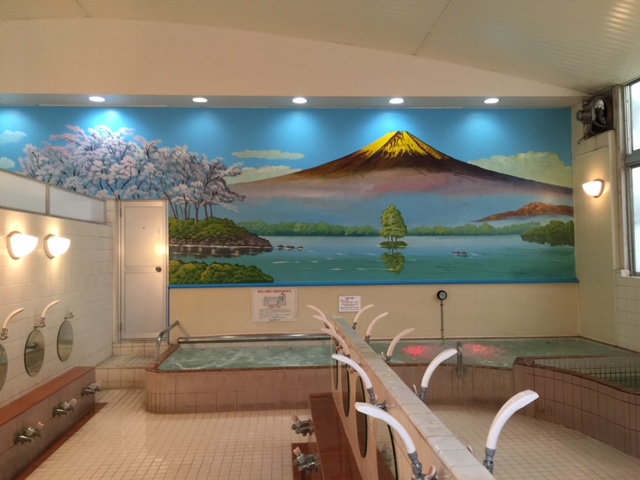 自由が丘の銭湯に併設のギャラリーで コインランドリーをテーマにした個展開催 公式 東京銭湯 東京都浴場組合